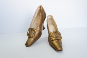 В Астраханском краеведческом музее покажут «туфельки для Золушки»
