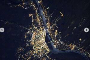 «Роскосмос» опубликовал снимок ночной Астрахани из космоса