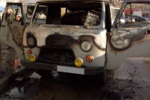 Стали известны подробности пожара с вспыхнувшим в Астрахани УАЗиком