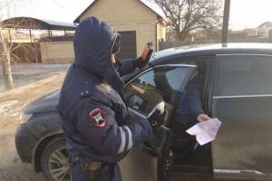 Утро понедельника начнется с масштабной проверки водителей в Астраханской области