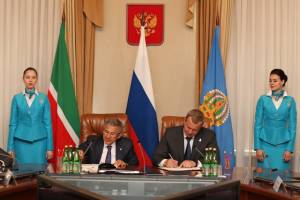 Сергей Морозов и Рустам Минниханов подписали План мероприятий к Соглашению о сотрудничестве между Астраханской областью и Татарстаном