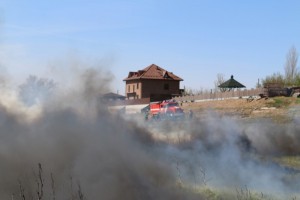 Около села Рассвет ликвидировали условный природный пожар