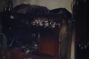 В Астрахани при пожаре в квартире погибли три человека, ещё один госпитализирован