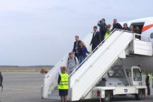 В астраханском аэропорту встретили первый самолет из Ростова-на-Дону