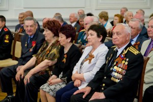 Астраханцы чествуют героев Великой Отечественной войны