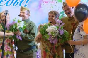 Праздничный «Огонёк» прошел в Астраханской области