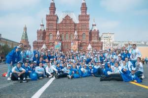 Астраханские студентки помогали в проведении парада Победы в Москве
