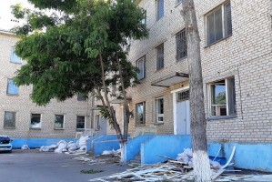 В главном корпусе инфекционной больницы в Астрахани начался капитальный ремонт
