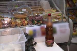 В Астрахани выявили точку продажи алкоголя в ночное время