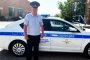 Астраханский автоинспектор быстро привёз домой школьника, которому стало плохо на линейке