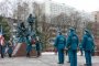 Руководство МЧС России возложило цветы к комплексу памятников на Аллее славы в честь Дня защитника Отечества