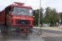Коммунальщики Астрахани охлаждают дороги в&#160;аномальную жару