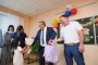 Первоклассники в&#160;Камызяке получили рюкзаки от Председателя Думы Астраханской области Игоря Мартынова