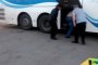 Водитель астраханского рейсового автобуса перевозил пассажиров в багажнике