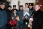 Астраханское МЧС и полиция поздравили с наступающим Новым годом семьи, состоящие на учёте