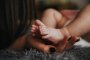 Астраханки стали реже отказываться от новорожденных
