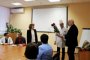 В Александровской больнице с юбилеем поздравили заведующего колопроктологическим отделением Владимира Есина